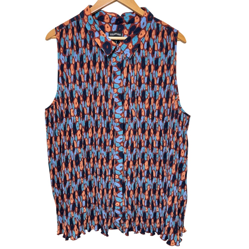 Wildfang Empower Plisse Button Up Top 2X Pleats Sleeveless Stretch Abstract Bold